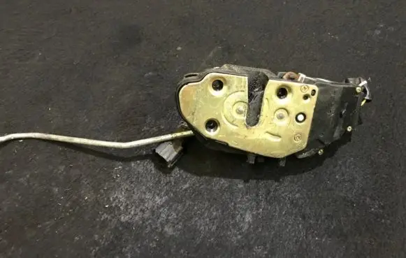 Front door lock