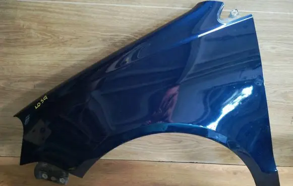 Volkswagen Polo IV 9N3 Fender