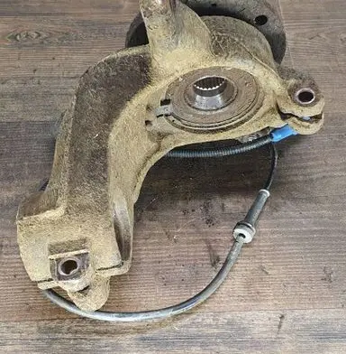 Peugeot 2008 I Front wheel hub 364790