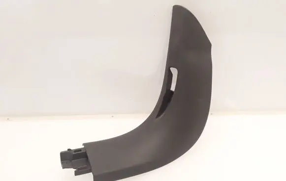 Foot area side trim
