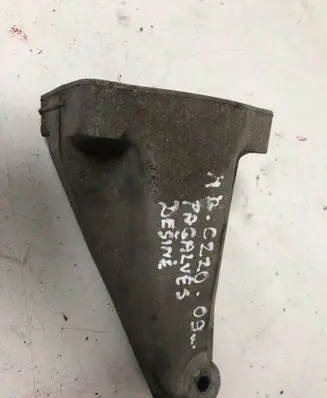 Mercedes-Benz C AMG W204 Engine mounting bracket A6462230704