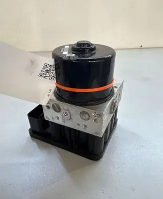 BMW 3 E90 E91 ABS Pump 6787837 6787836 10096008413