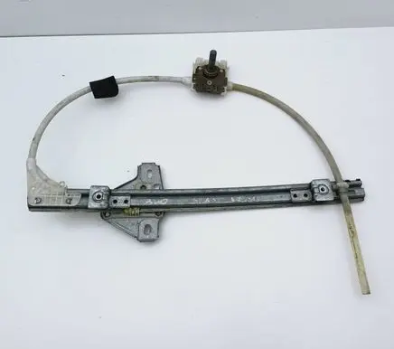Renault Megane I Rear door manual window regulator 