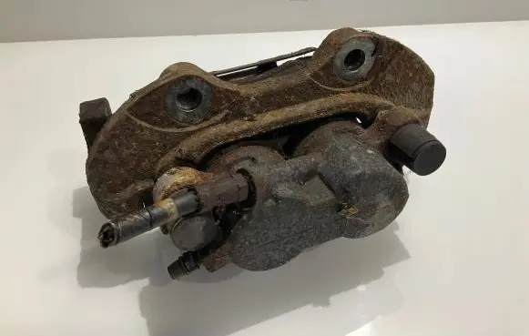 Mercedes-Benz ML W164 Front brake caliper