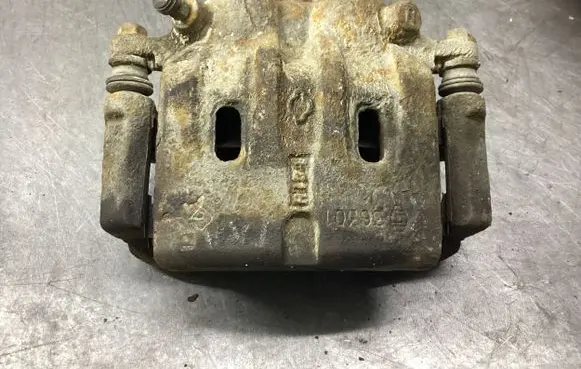 Nissan X-Trail T30 Front brake caliper 36301