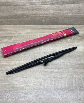 Renault Clio I Windshield/front glass wiper blade 7701034908