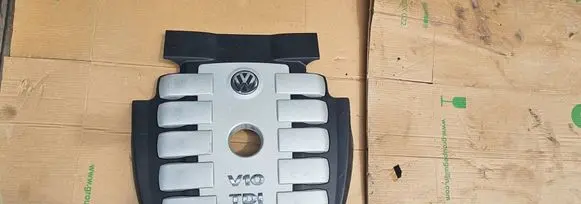 Volkswagen Touareg I Engine cover (trim)