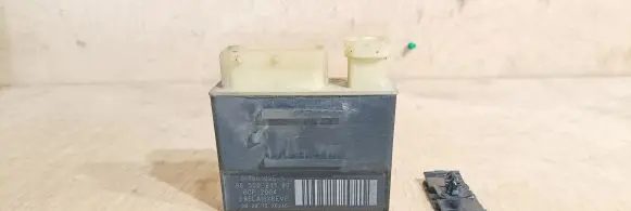 Citroen C5 Coolant fan relay 9652021180 018010951 BCP2004