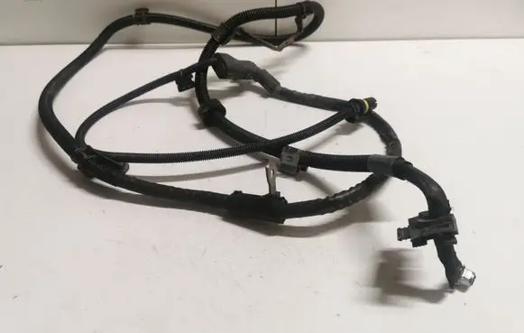 Mercedes-Benz E W212 Wires (starter motor) A2125403505
