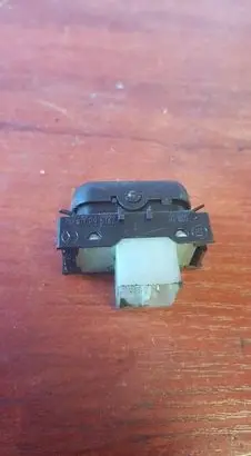 Mercedes-Benz C W202 ESP (stability program) switch 2108213551
