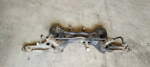 Volkswagen Polo V 6R Front subframe