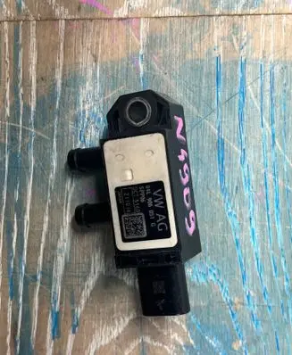 Volkswagen PASSAT B8 Turbo air boost pressure sensor 04L906051G 04L906051