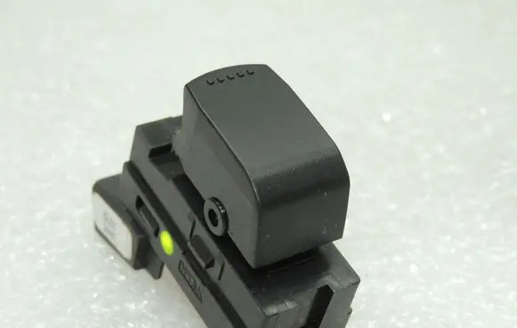 Suzuki SX4 Electric window control switch 3799562J00