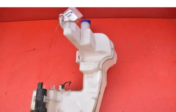 Peugeot 508 RXH Windshield washer fluid reservoir/tank 9686672880