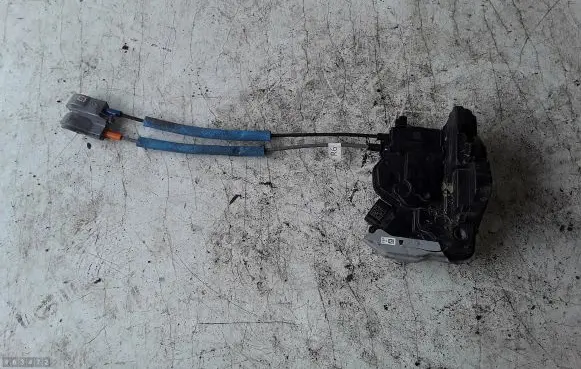 Hyundai Kona I Front door lock 81320J9530