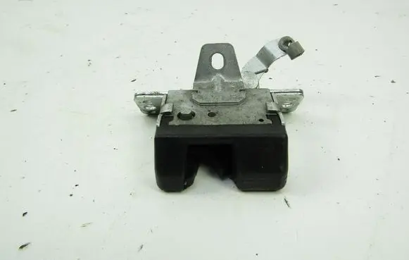 Opel Corsa C Tailgate/trunk/boot lock/catch/latch 
