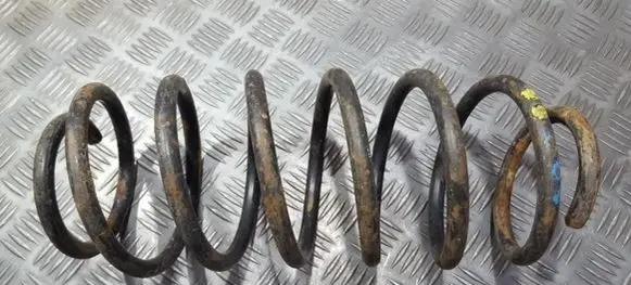 Audi 80 90 S2 B4 Front coil spring