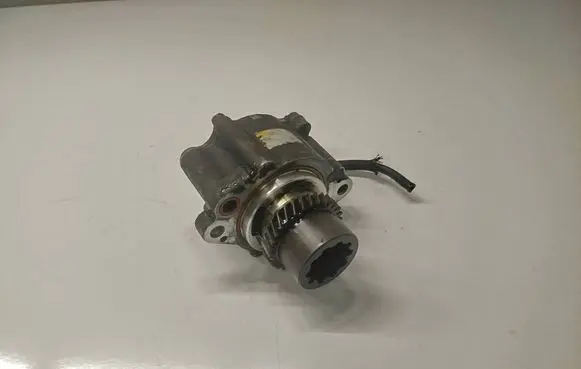 Toyota Land Cruiser (J120) Vacuum pump 2930067020