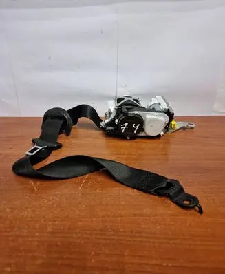 Mercedes-Benz GL X166 Front seatbelt A1668601400