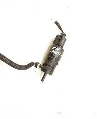 Volkswagen PASSAT B7 Windscreen/windshield washer pump 1K5955651