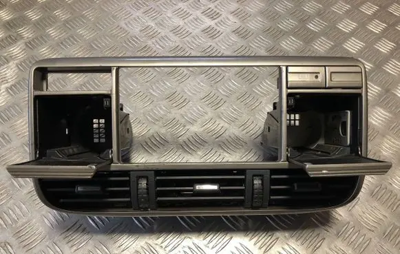 Nissan X-Trail T30 Dash center air vent grill KH000393 KH000394 E5715161500