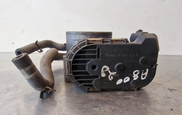 Audi A8 S8 D2 4D Throttle valve 078133062B