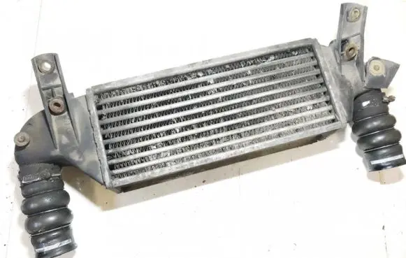 Ford Focus Intercooler radiator xs4q9l440bd