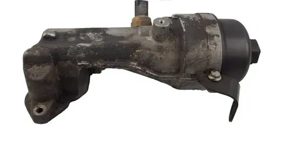 Citroen C3 Oil filter mounting bracket V758311180