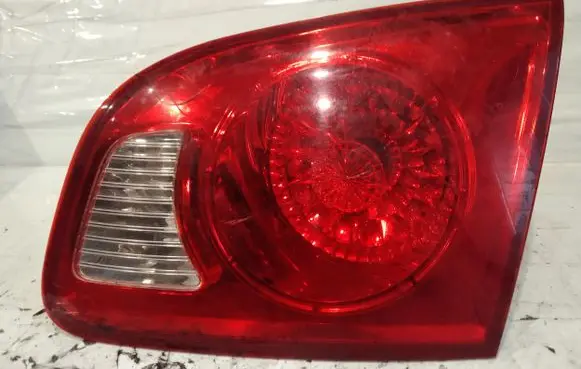 Hyundai Santa Fe Tailgate rear/tail lights 924062B000