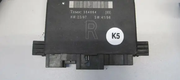 Mercedes-Benz C W202 Door control unit/module 2108203426