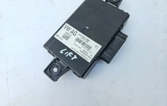 Audi A6 S6 C7 4G Gateway control module 4G8907468