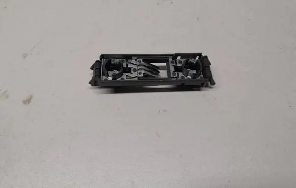 Opel Omega B2 Tail light bulb cover holder 5067