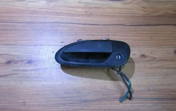 Mazda 323 F Front door exterior handle