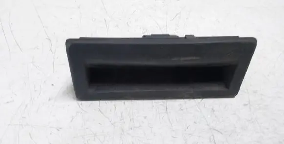 Audi A4 S4 B8 8K Tailgate opening switch 5N0827566I