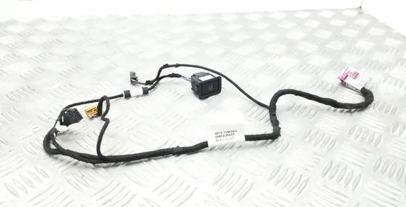 Audi A3 S3 A3 Sportback 8P Front door wiring loom 8P4971035AB