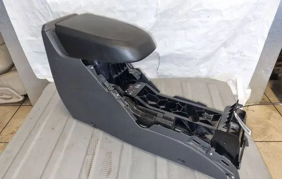 Ford C-MAX I Armrest VP7M5X044C16
