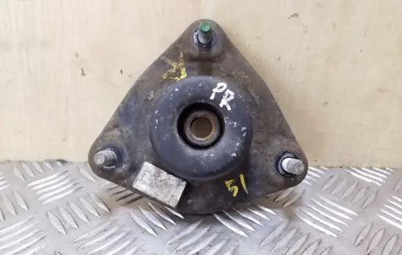 Hyundai i40 Coil spring mount 