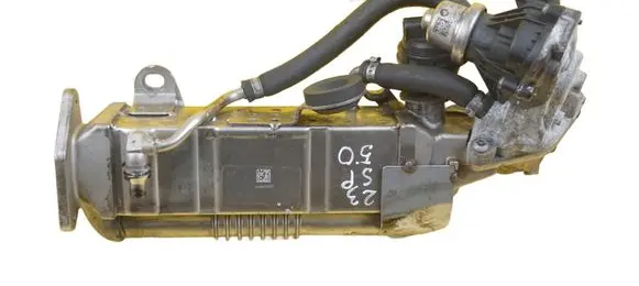 Toyota Verso EGR valve cooler 8513132 N47C16A