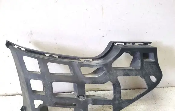 Skoda Superb B6 (3T) Front bumper mounting bracket 3T0807056