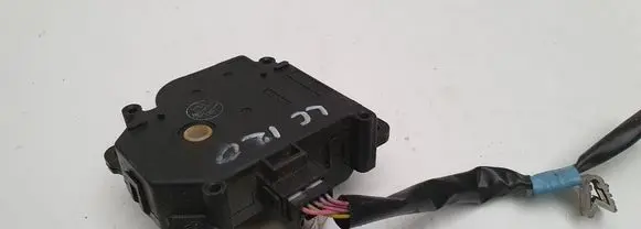 Toyota Land Cruiser (J120) A/C air flow flap actuator/motor 0637008860