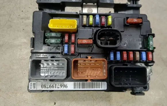Citroen C3 BSM Control unit 9667199780