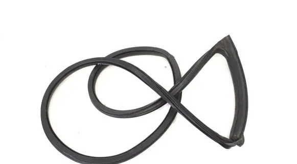 Seat Alhambra (Mk2) Rubber seal front coupe door 