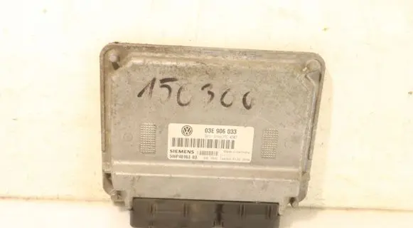 Volkswagen Polo Engine control unit/module ECU 5WP4016303