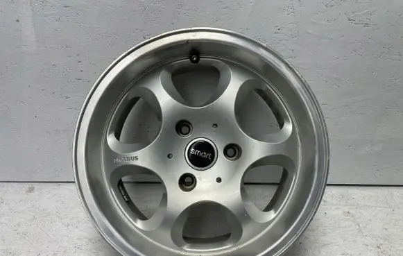 Smart ForTwo II R15 alloy rim 