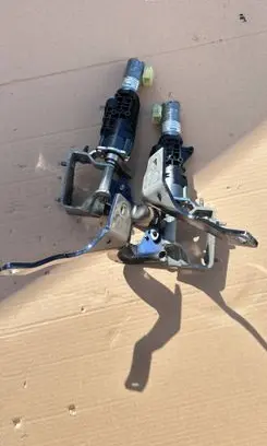 Audi A6 S6 C8 4K Tailgate/trunk/boot hinge 4K9827299A 4K9827300A 4K9827851B
