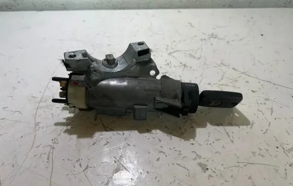 Audi A6 S6 C5 4B Ignition lock 1J0419959