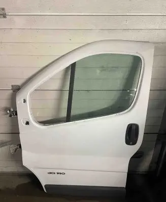 Renault Trafic II (X83) Front door
