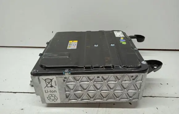 Volkswagen Golf VIII Hybrid / electric car battery 5WA915107