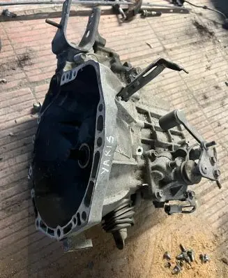 Toyota Yaris Manual 5 speed gearbox