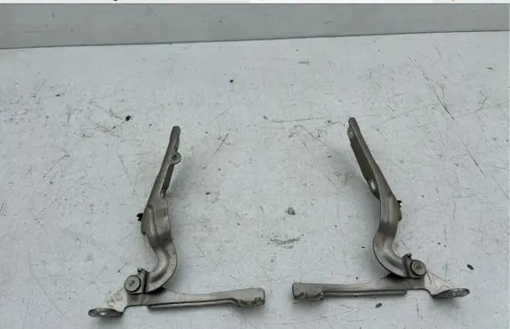 Citroen C3 Picasso Engine bonnet/hood hinges 